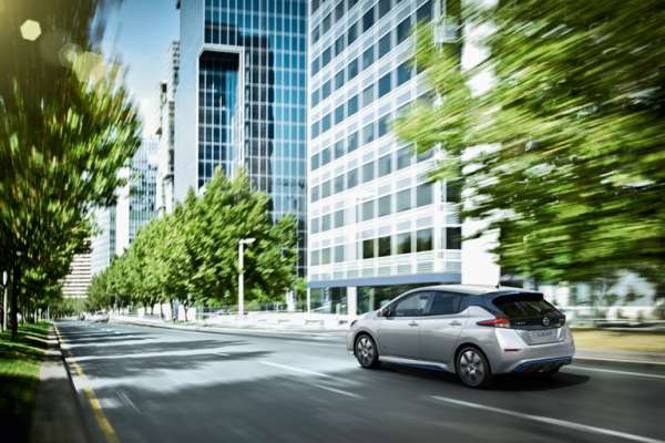 Stylingakzente seitlich Nissan Leaf ZE1