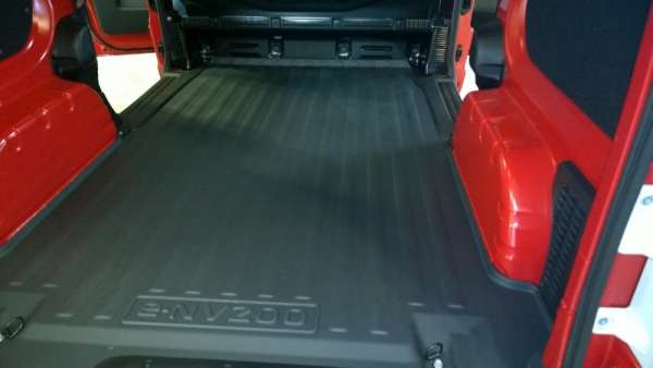 Laderaumabdeckung Nissan E-NV200 M20