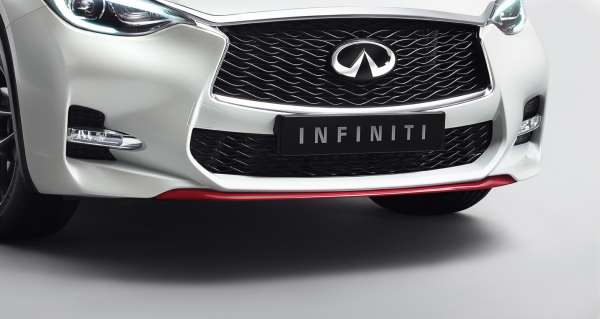 Frontspoiler Sport Lippe rot Infiniti Q30 01/2016-